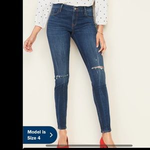 Old Navy Rockstar mid-rise skinny jeans